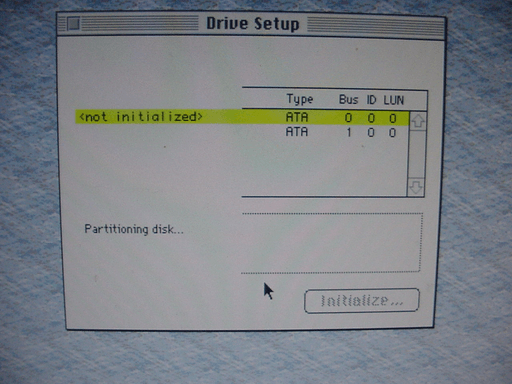 A window called drive setup where the left half is white, indicating that something went wrong.